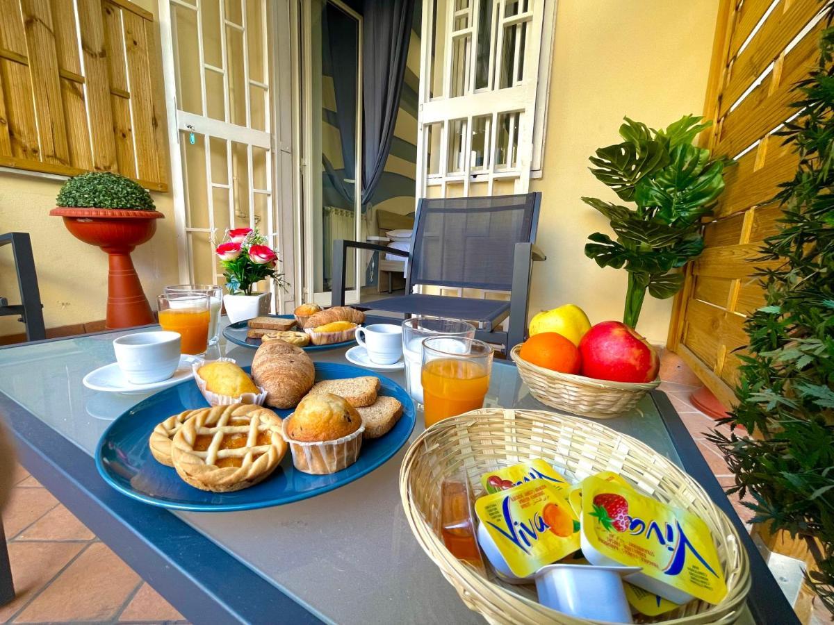 Terrazza Garibaldi Alojamento de Acomodação e Pequeno-almoço Nápoles